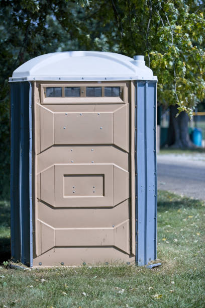 Portable bathroom rental in Lake Erie Beach, NY